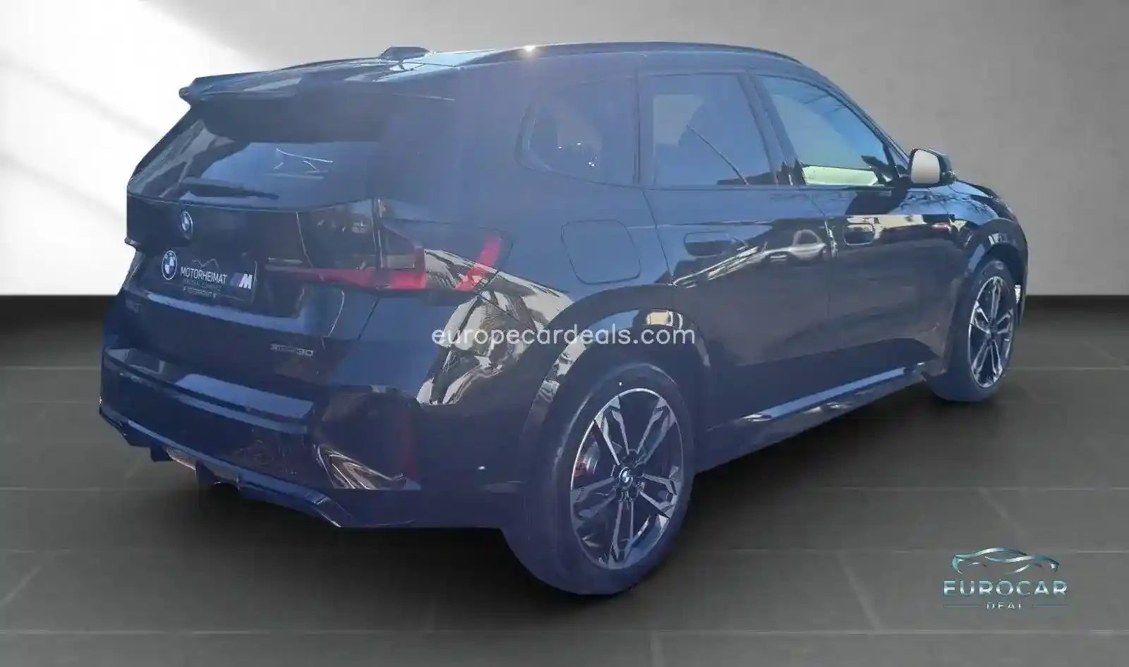 BMW iX1