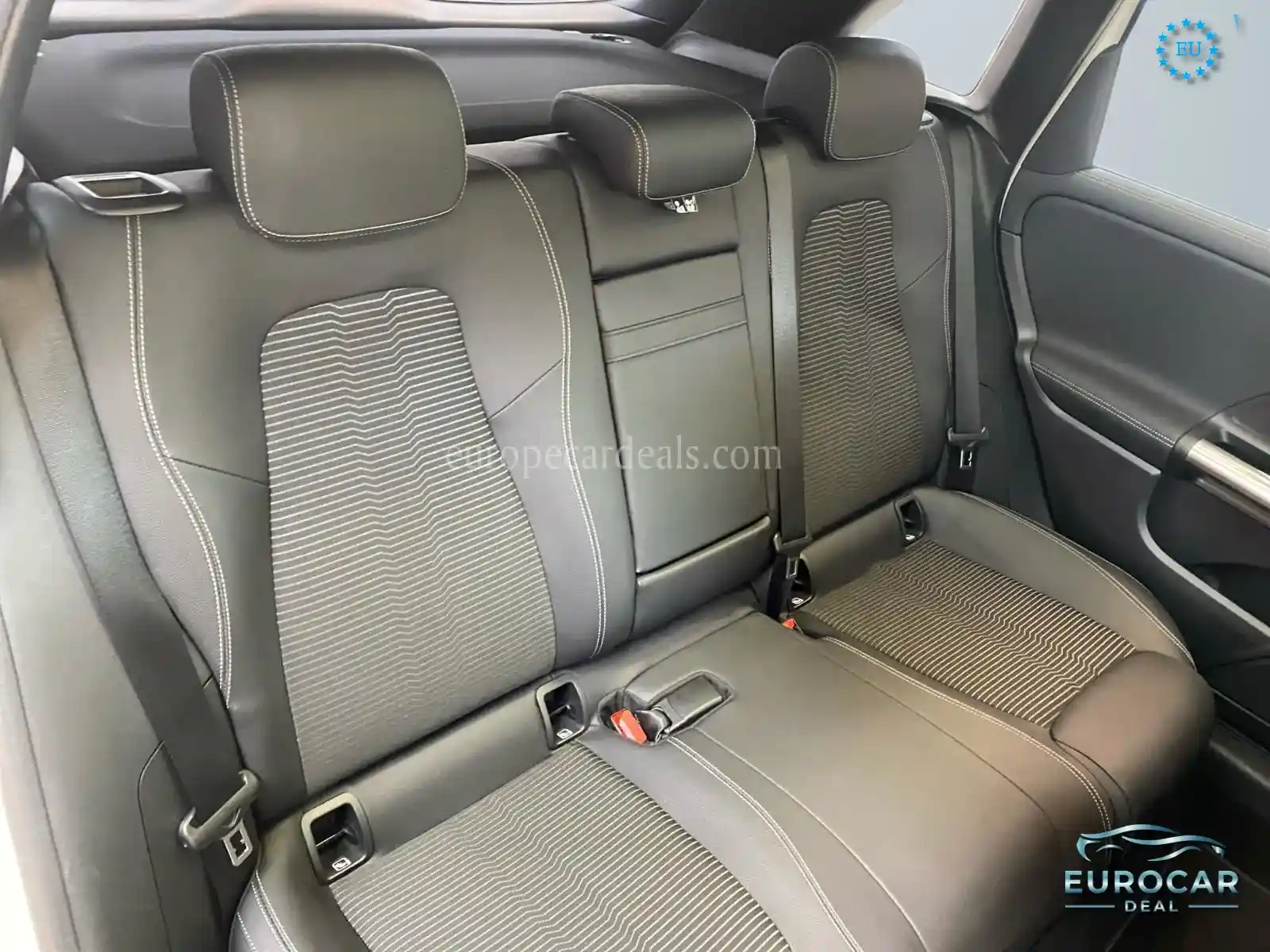 Mercedes-Benz B 220