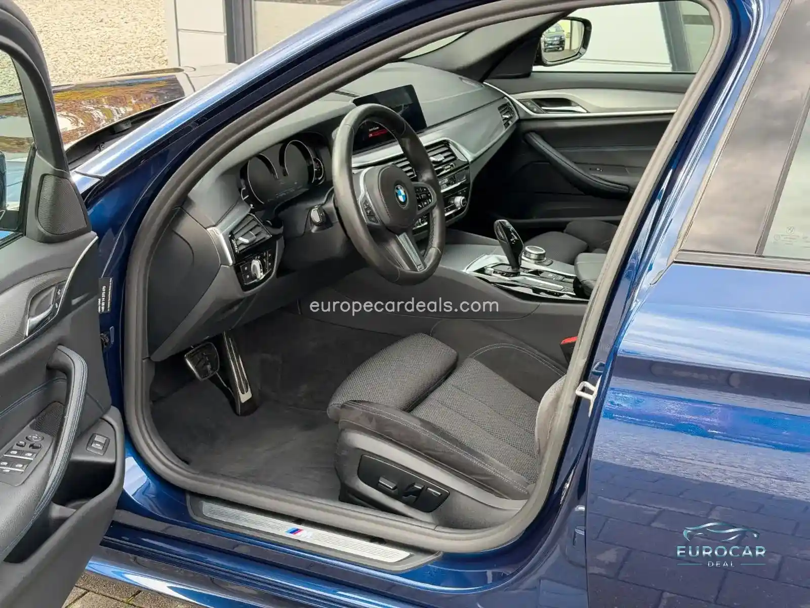 BMW 530