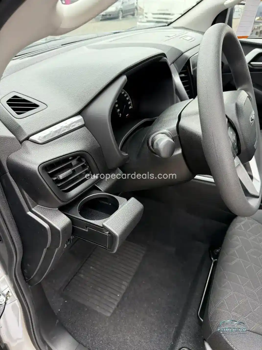 Space Cab AT LS 4WD mit Ahk