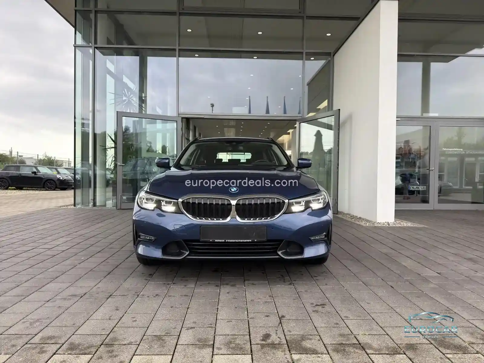 BMW 330