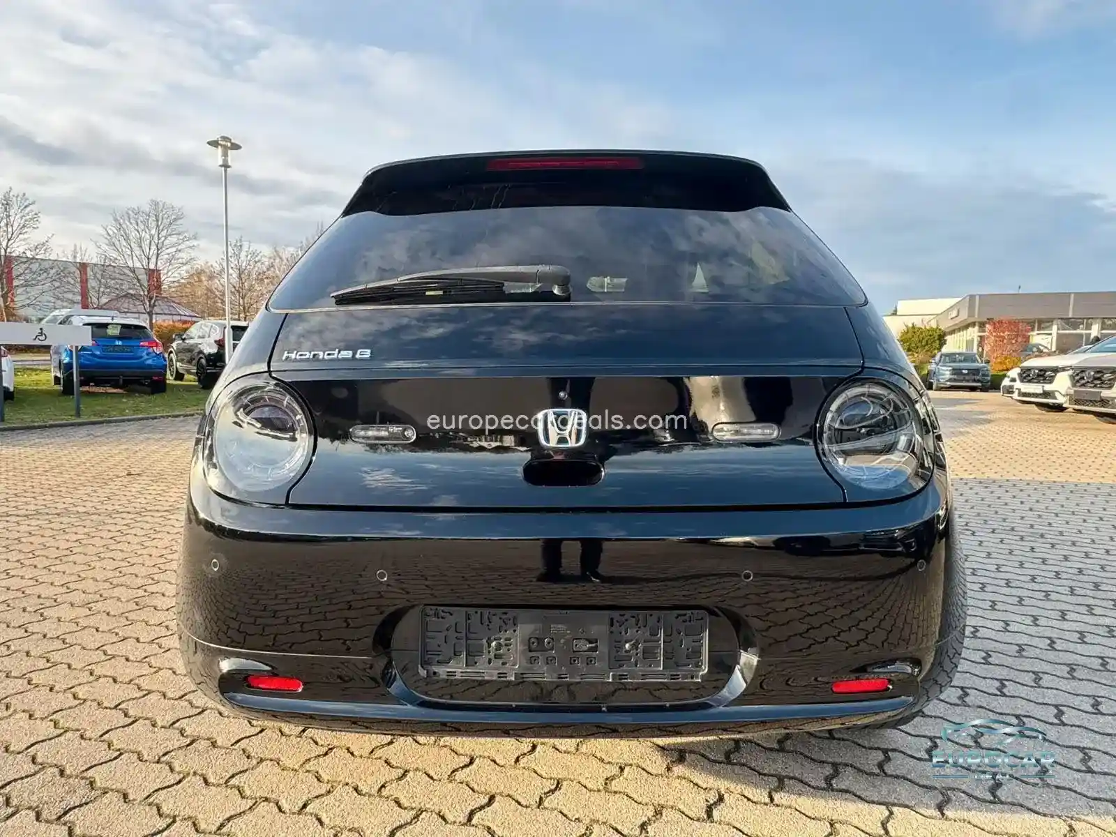Honda e