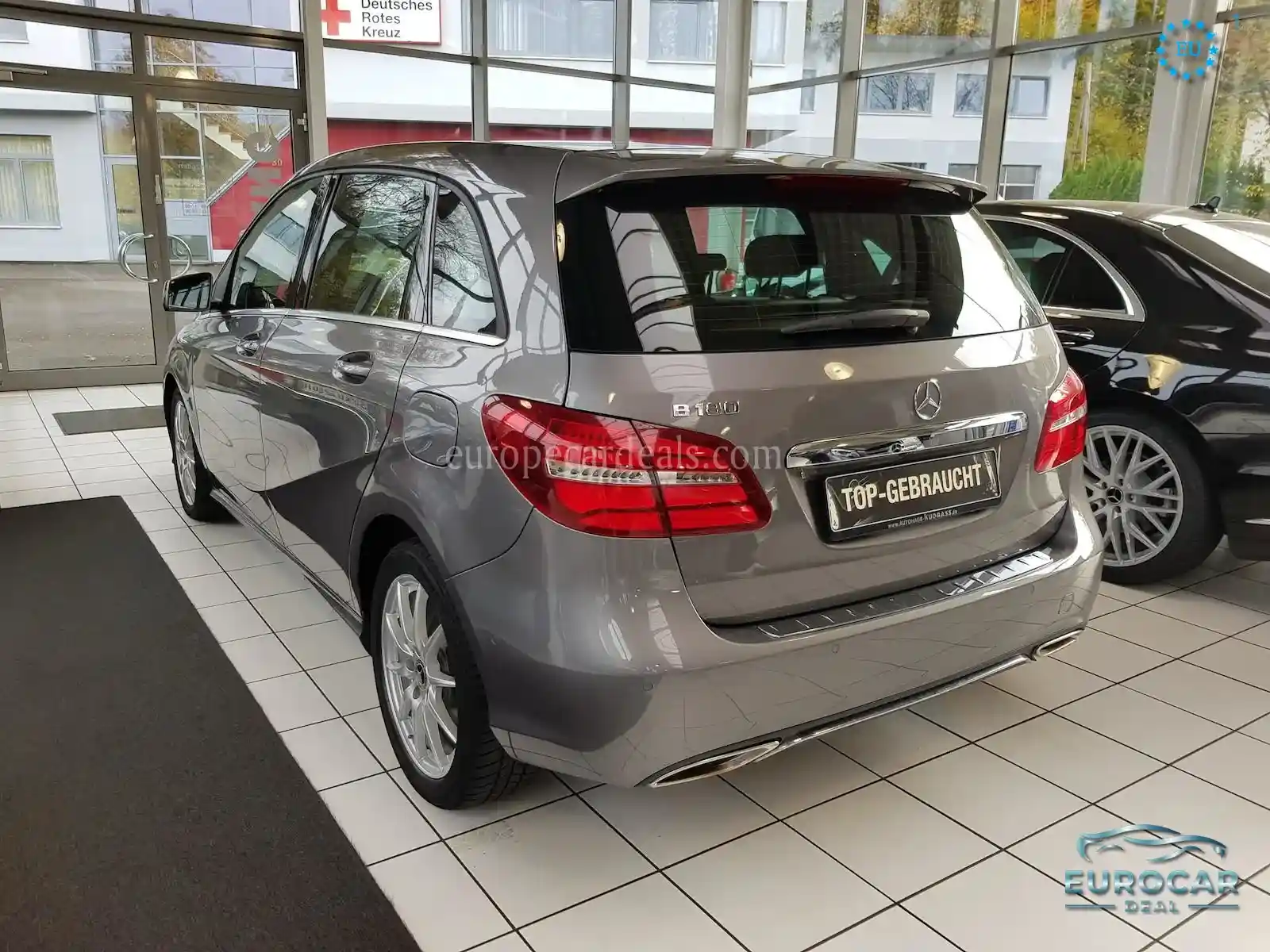 Mercedes-Benz B 180
