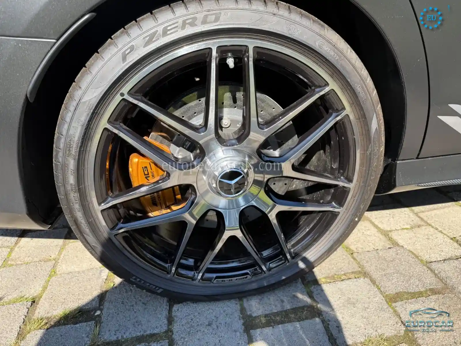 Mercedes-Benz E 63 AMG