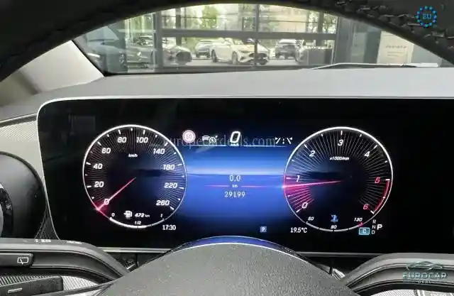 Mercedes-Benz V 250
