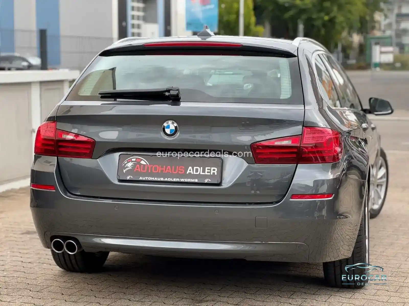 BMW 520