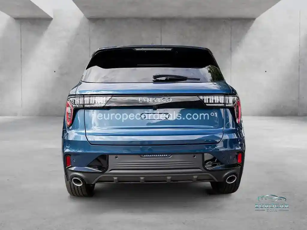 Lynk&Co 01