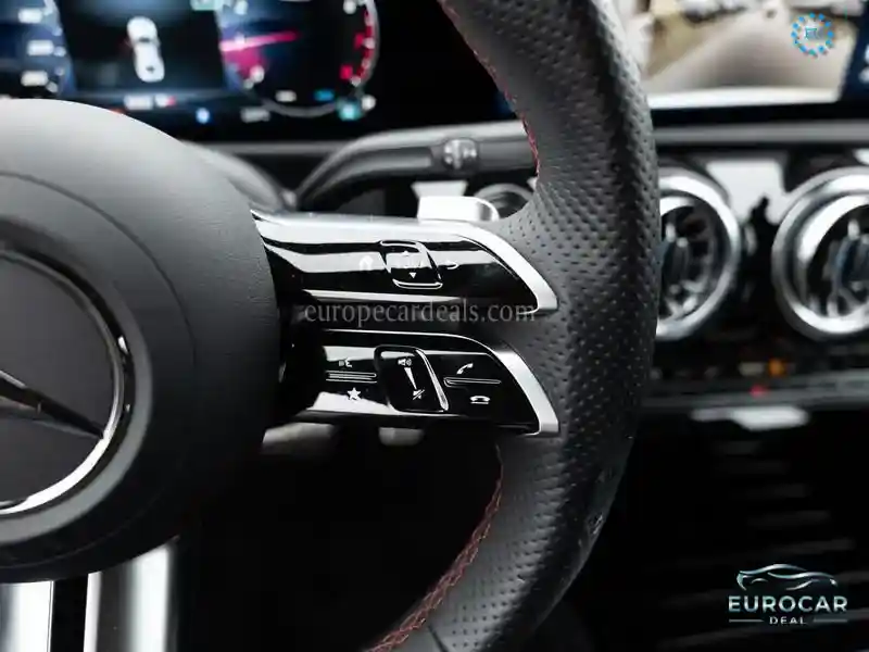 Mercedes-Benz CLA 220
