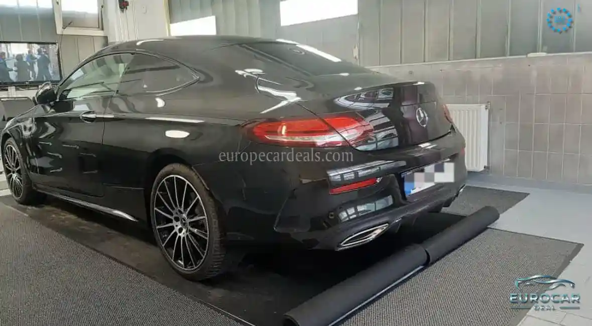 Mercedes-Benz C 300