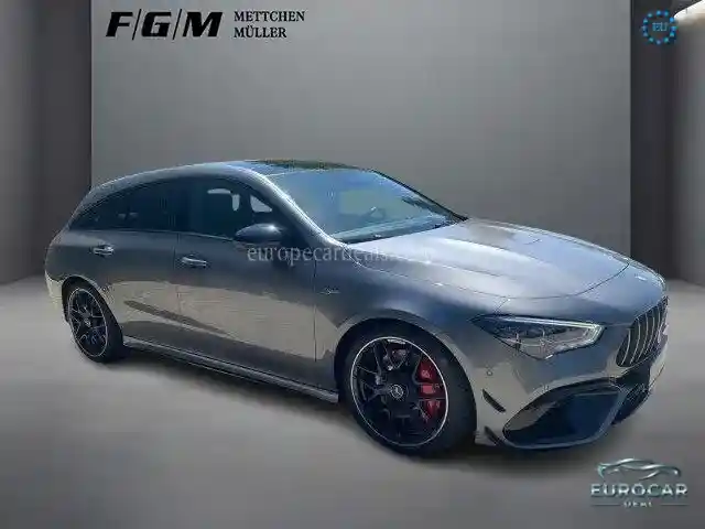 Mercedes-Benz CLA 45 AMG Shooting Brake
