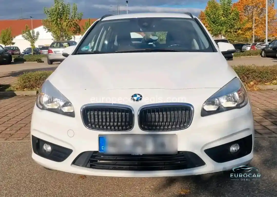 BMW 218