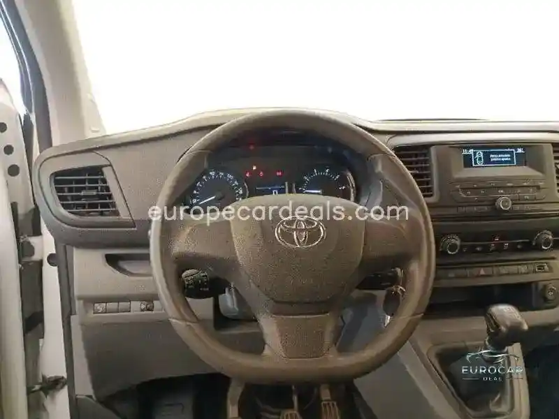 Toyota Proace (Verso)