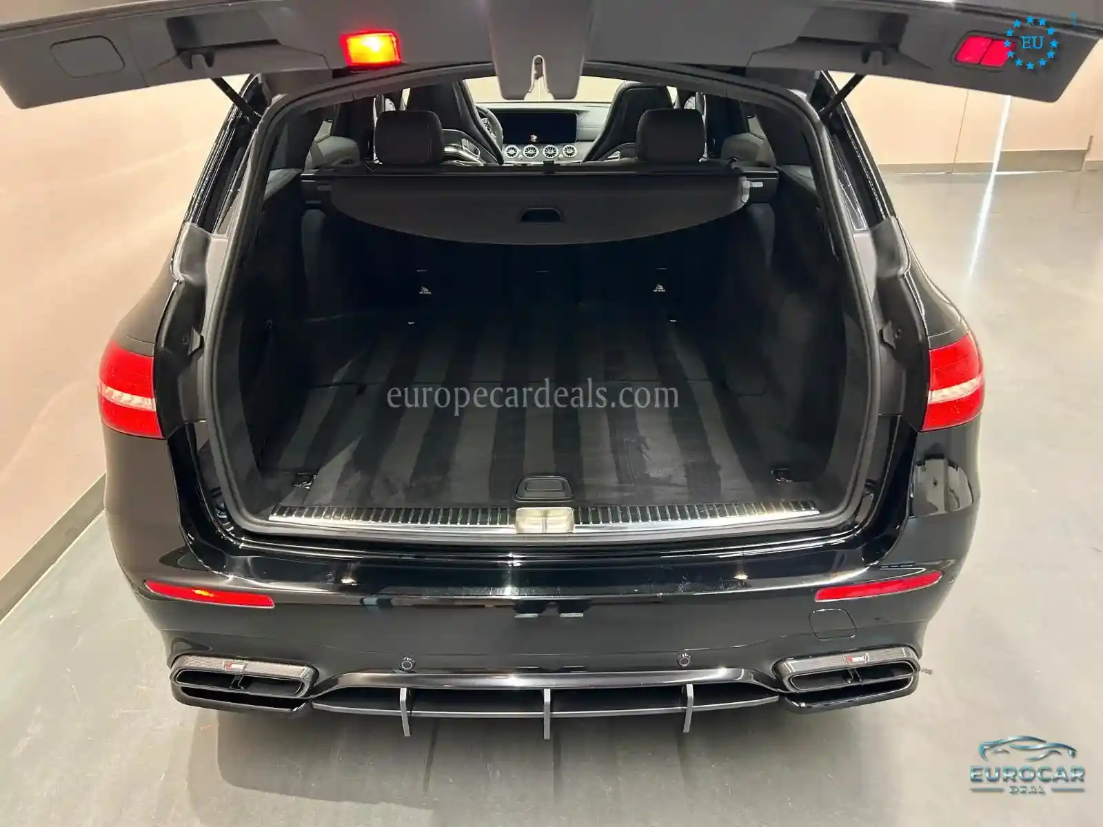 Mercedes-Benz E 63 AMG