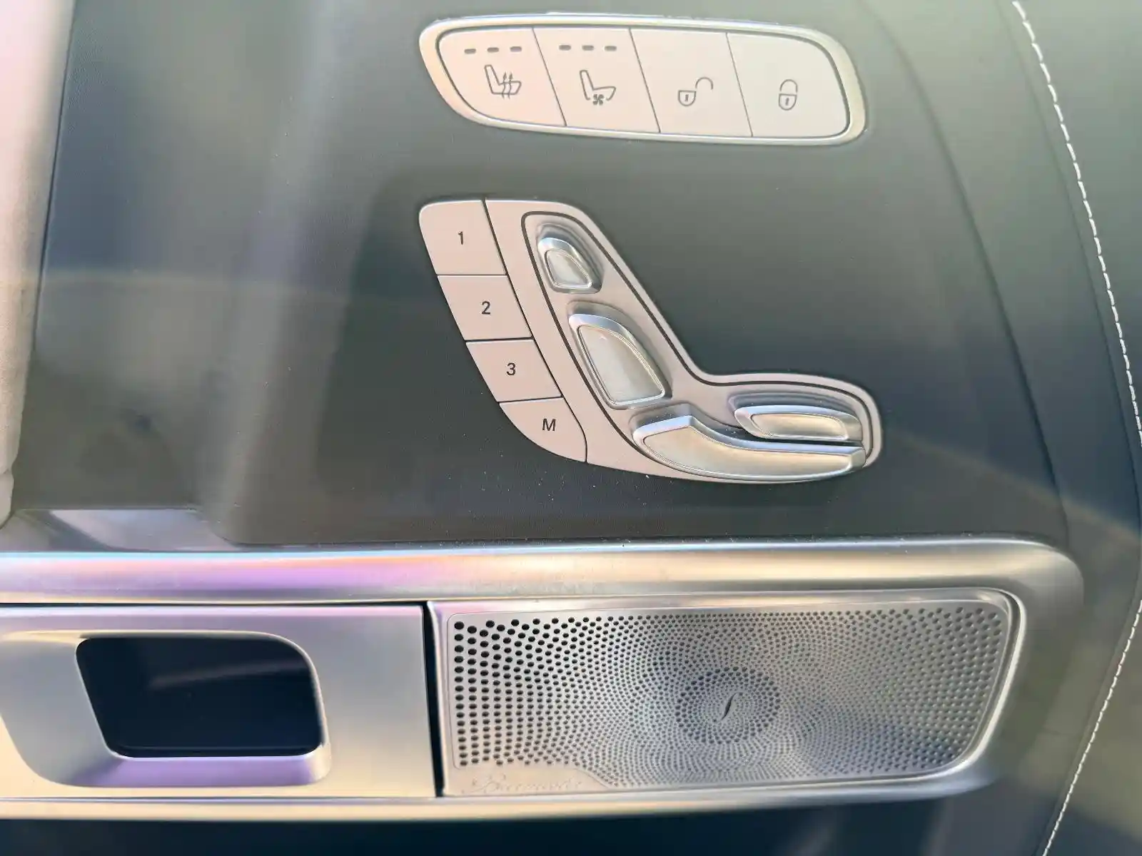 Mercedes-Benz G 500