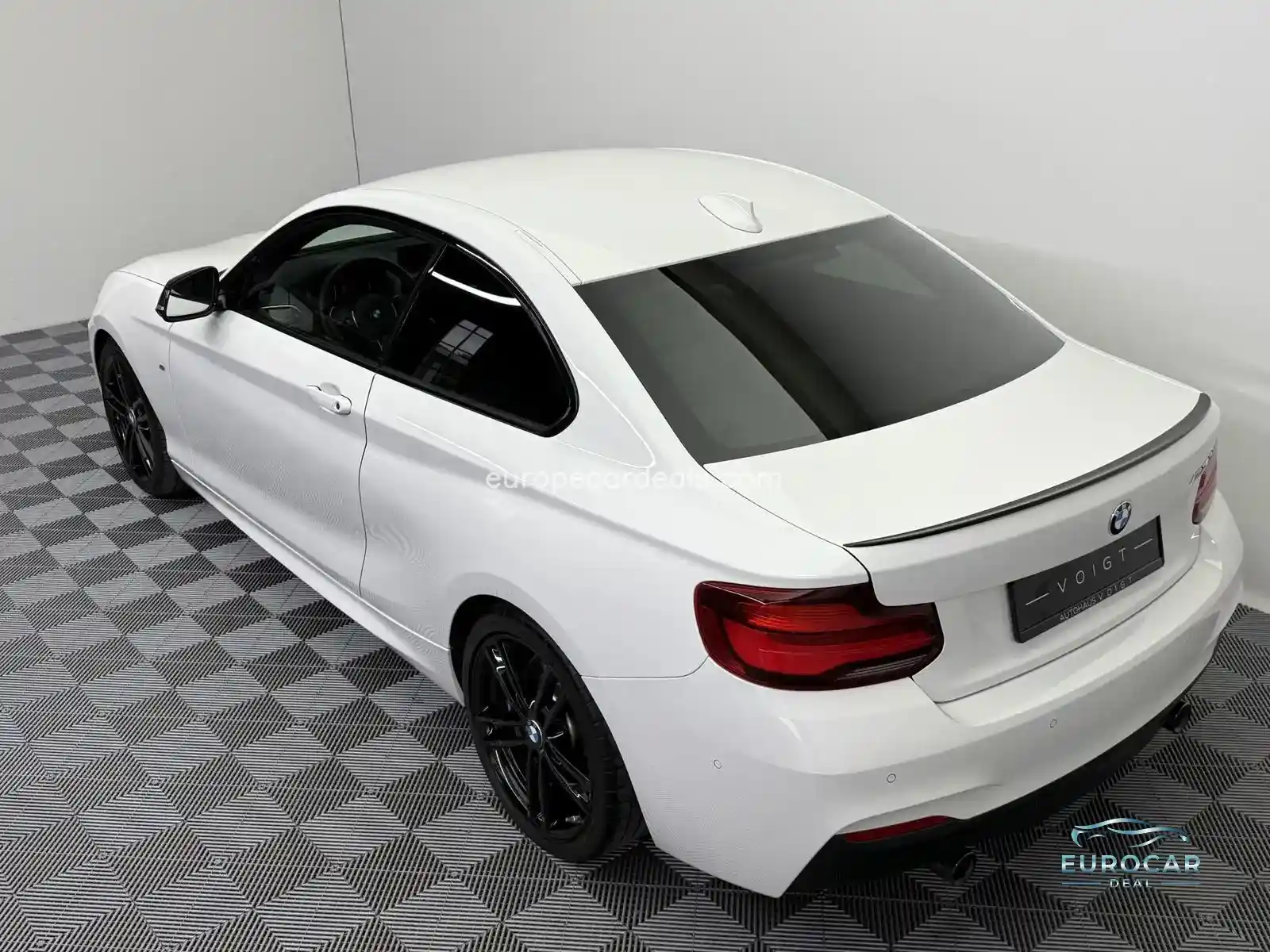 BMW M240i