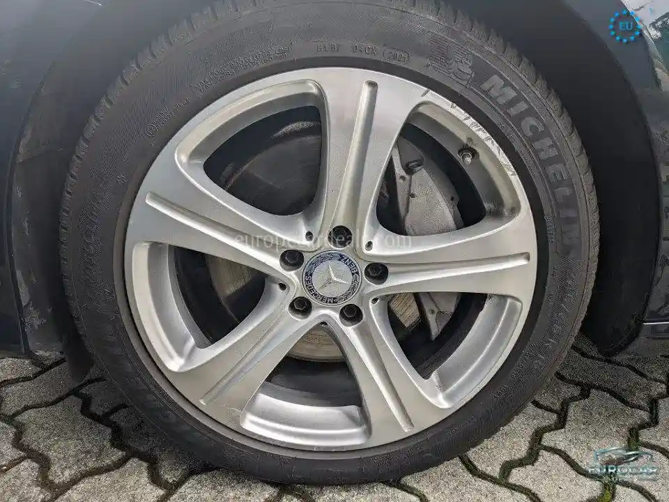 Mercedes-Benz E 350