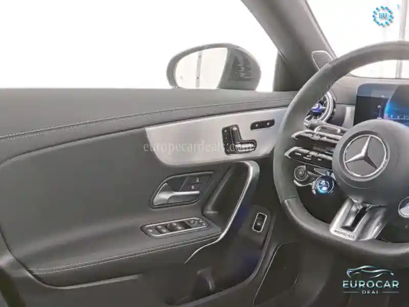 Mercedes-Benz CLA 45 AMG