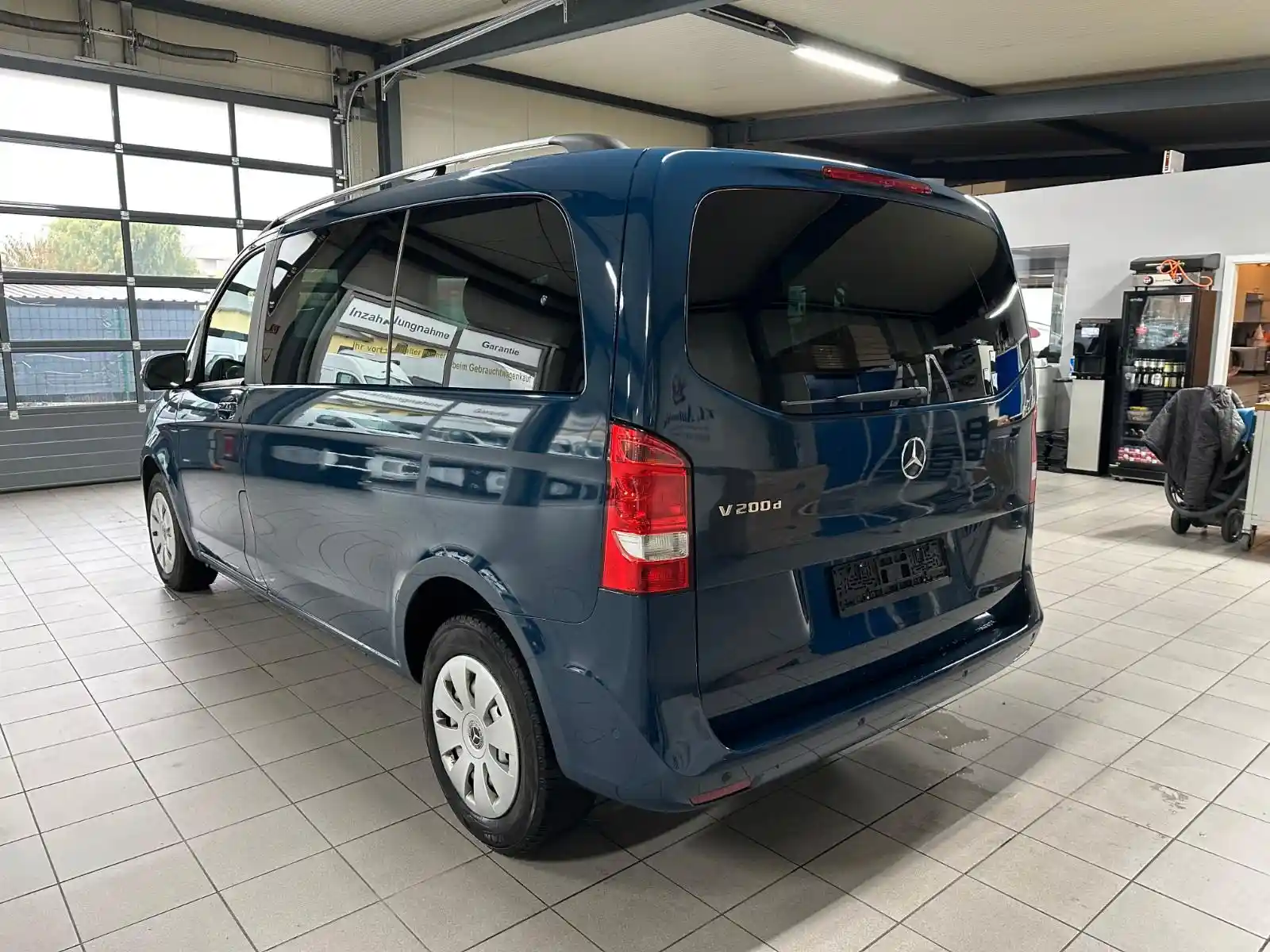 Mercedes-Benz V 200