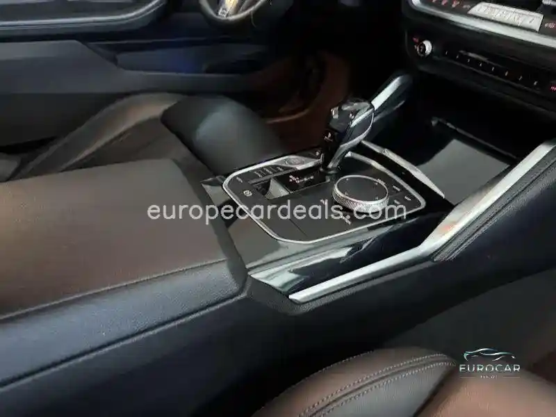 BMW M140i