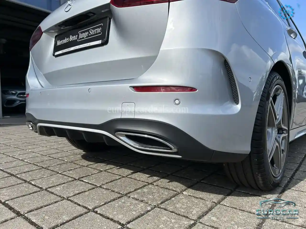 Mercedes-Benz B 200