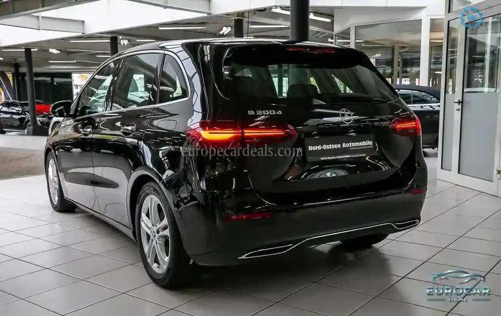 Mercedes-Benz B 200