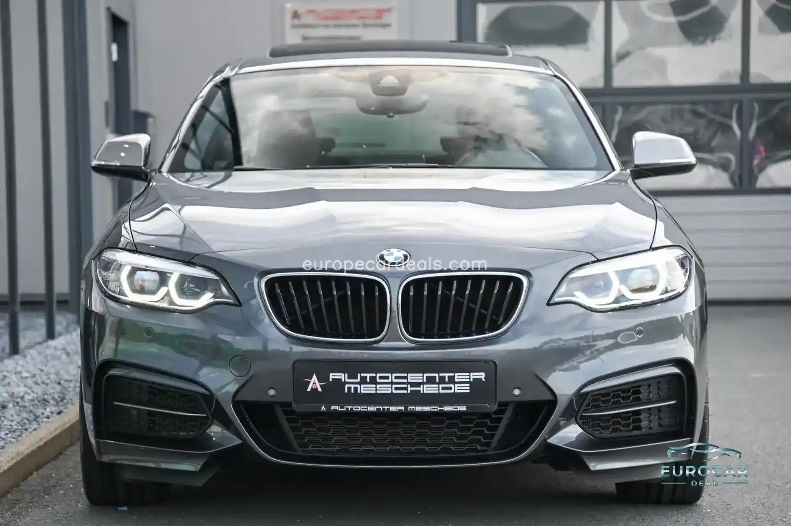 BMW M240i