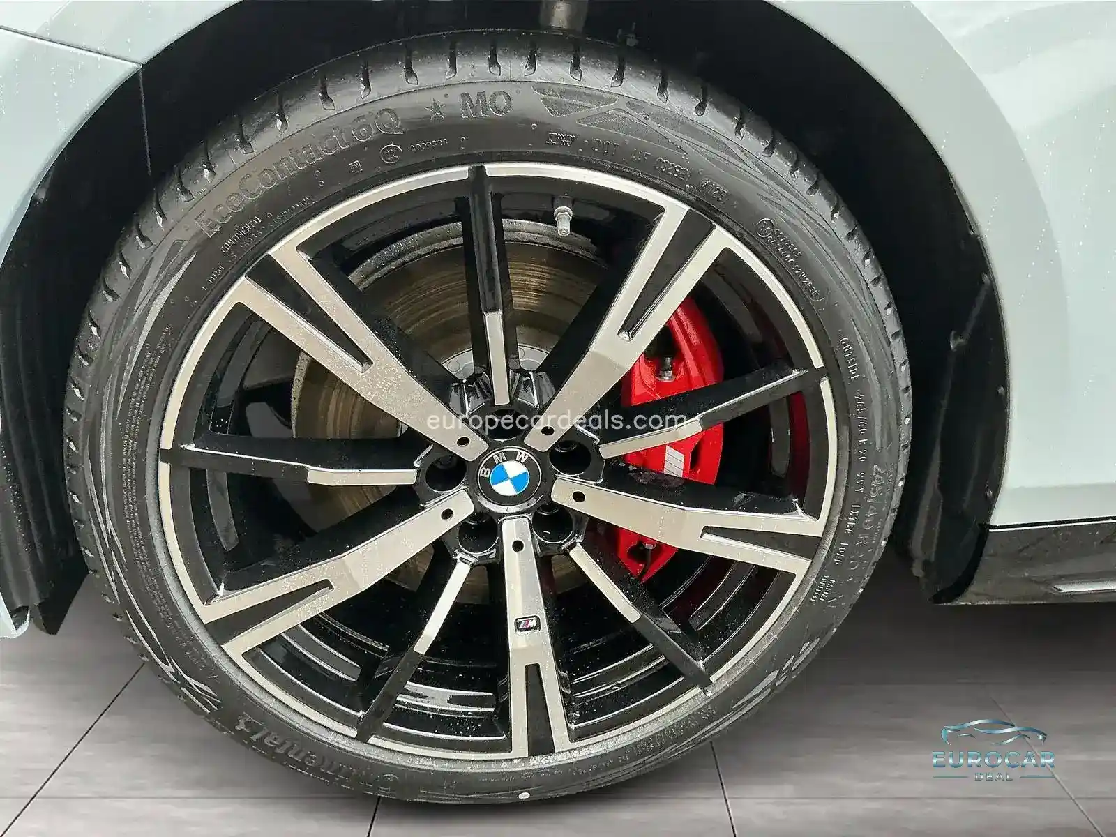BMW i5