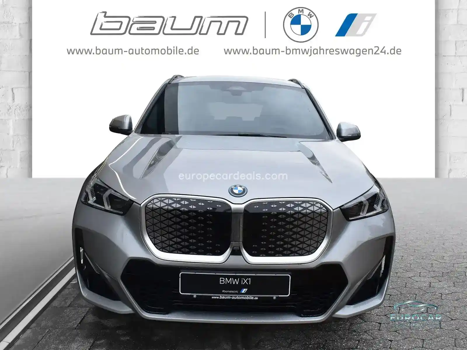 BMW iX1