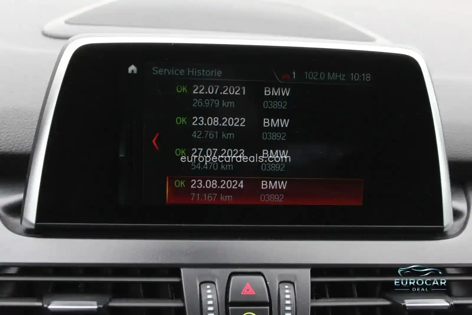 BMW 225