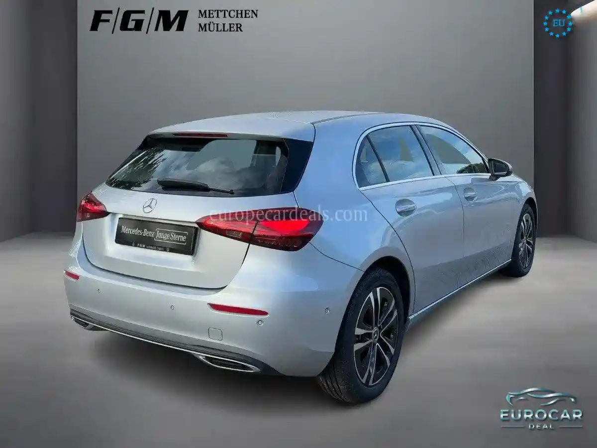 Mercedes-Benz A 180
