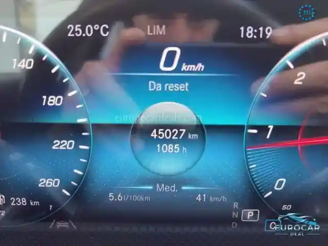 Mercedes-Benz A 180