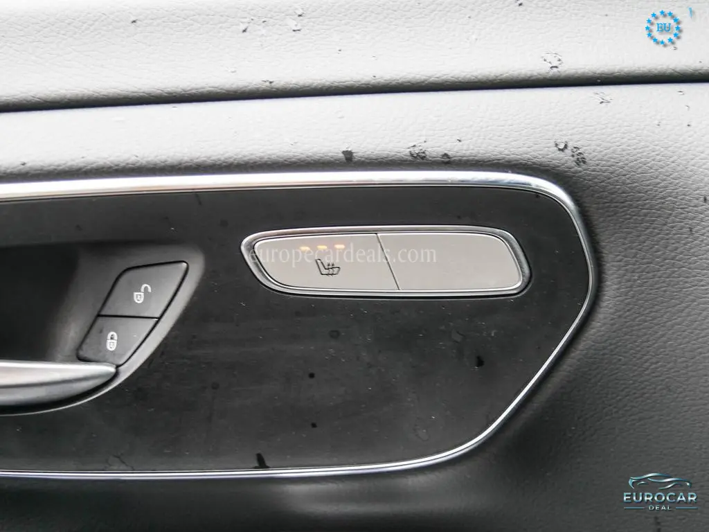 Mercedes-Benz V 220