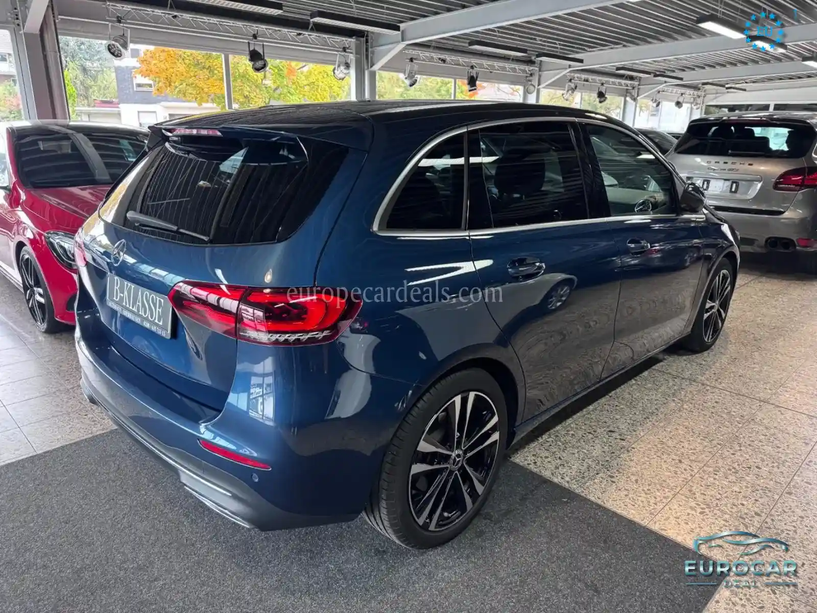Mercedes-Benz B 220