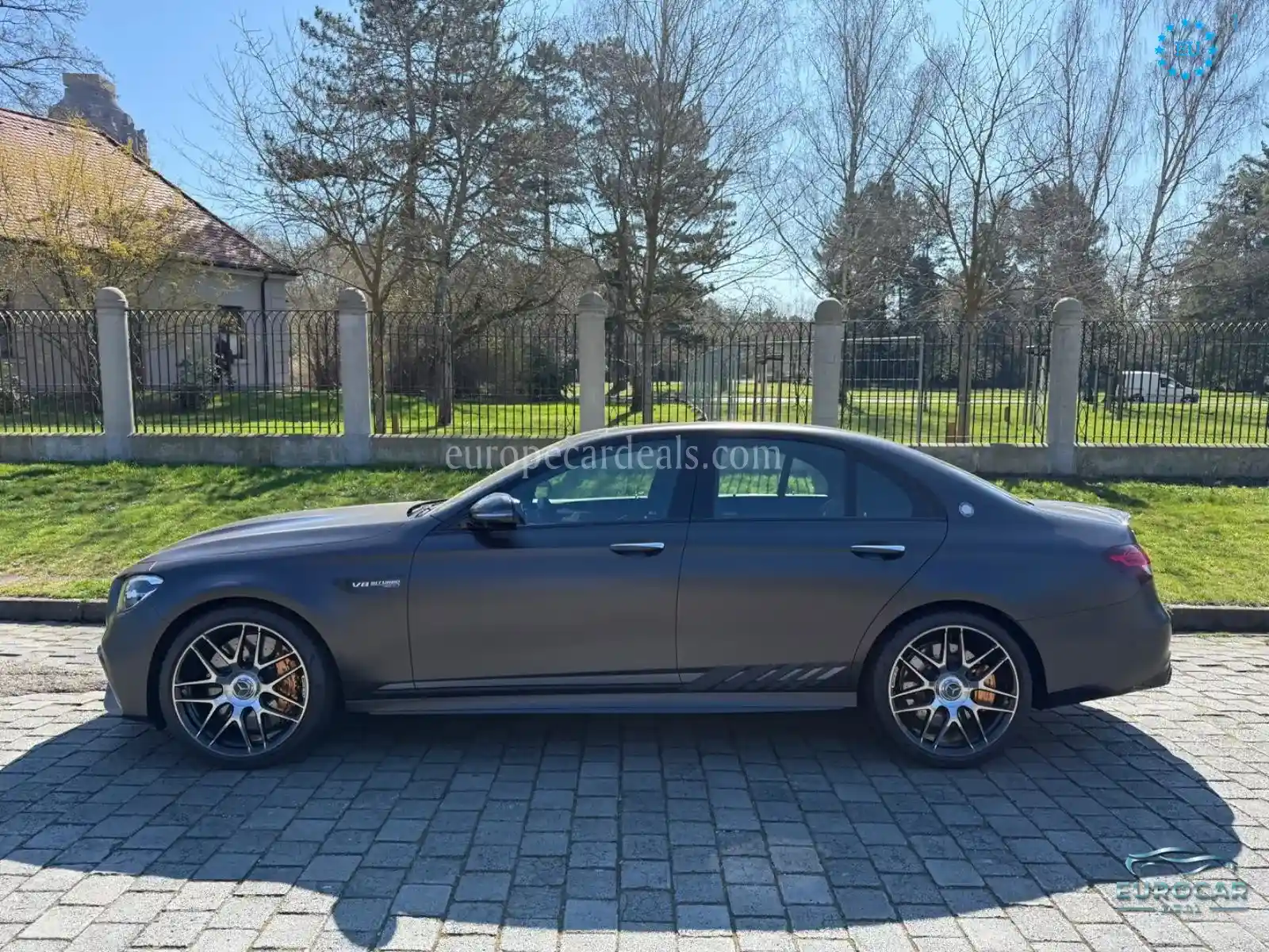 Mercedes-Benz E 63 AMG