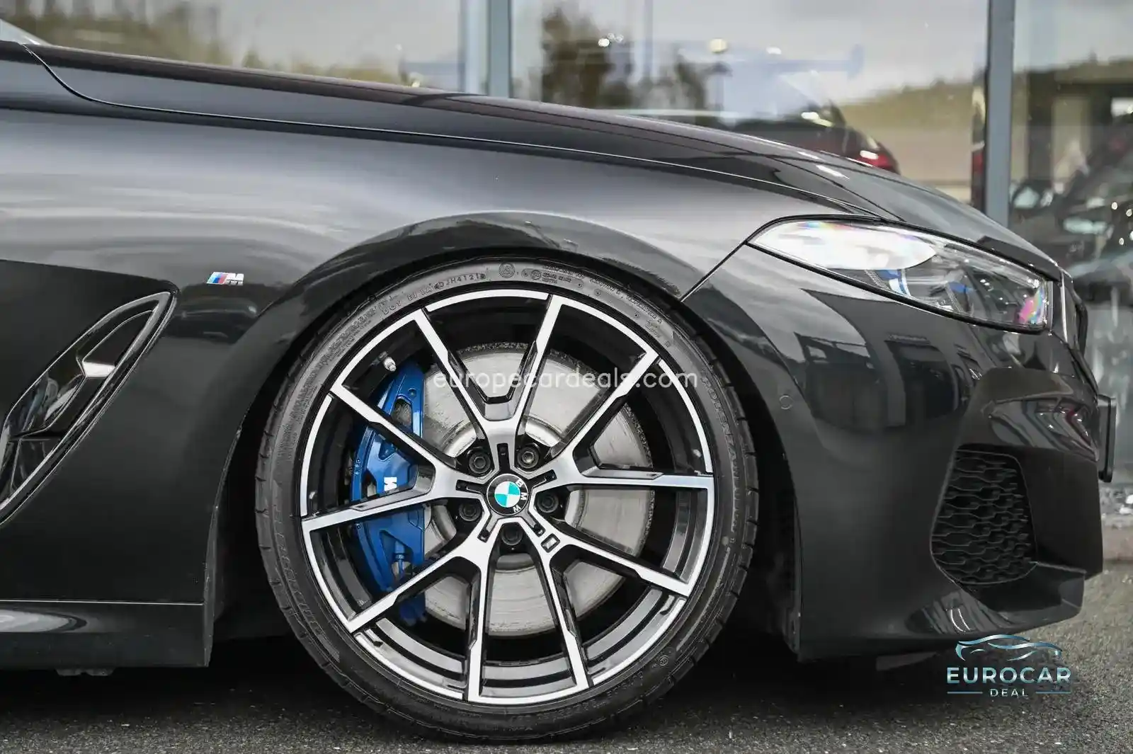 BMW 840