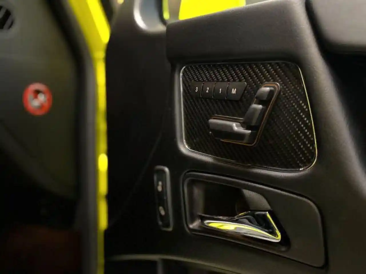 Mercedes-Benz G 500
