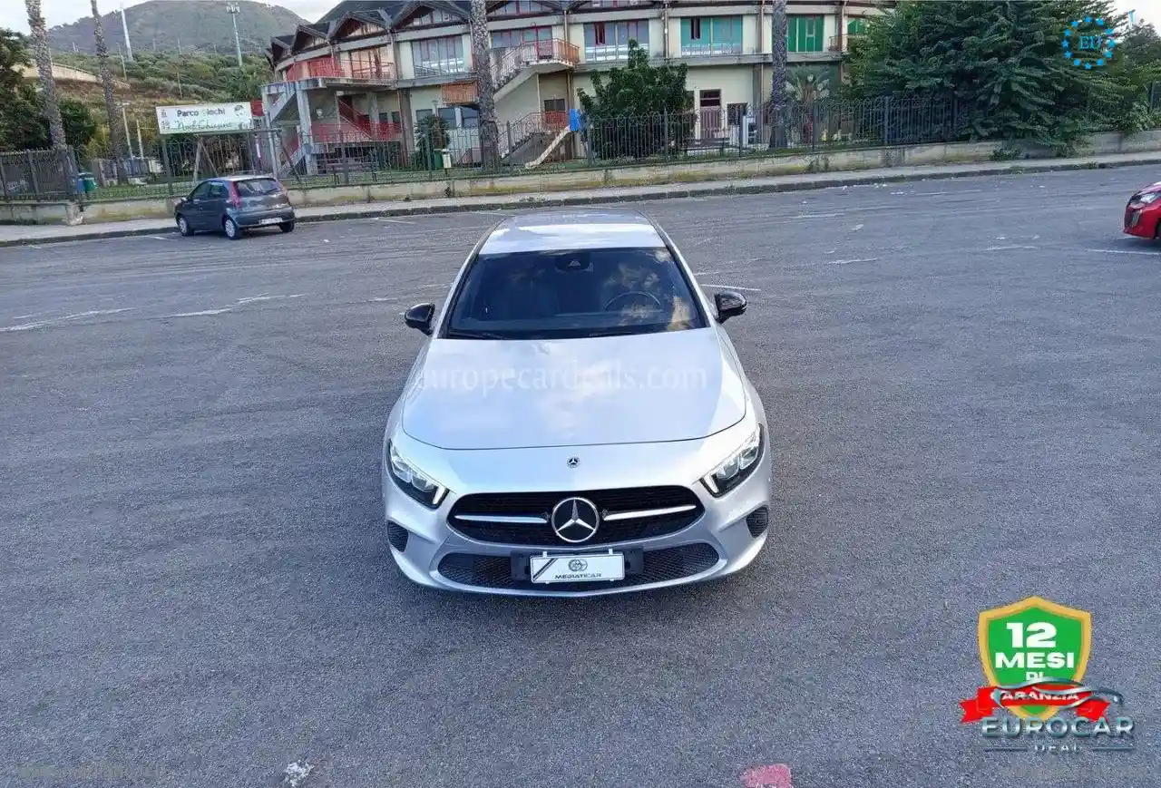 Mercedes-Benz A 180