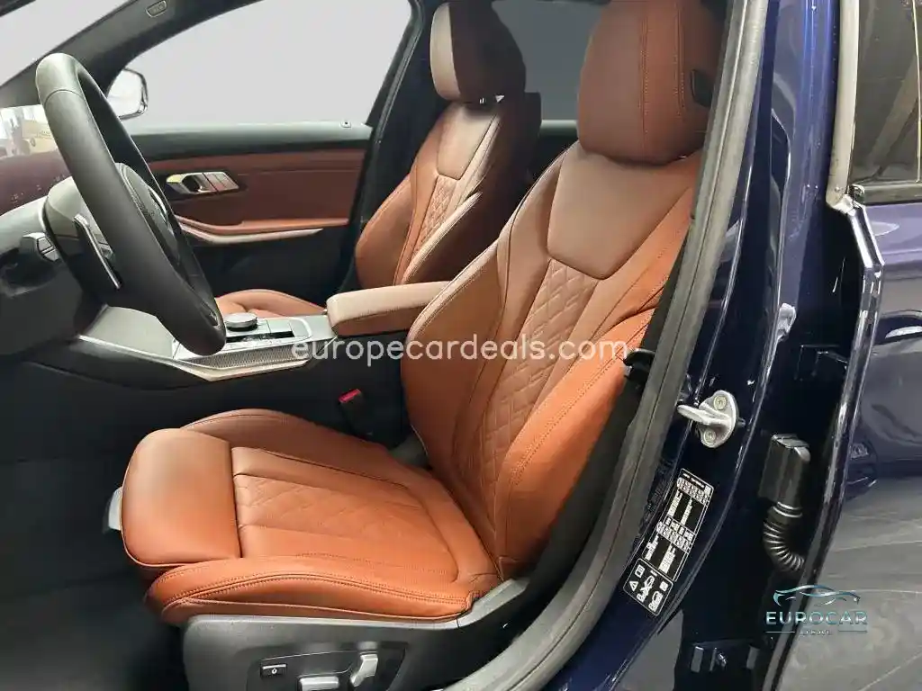 BMW 330