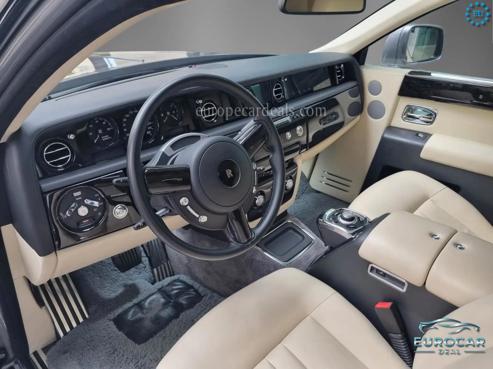 Rolls-Royce Phantom