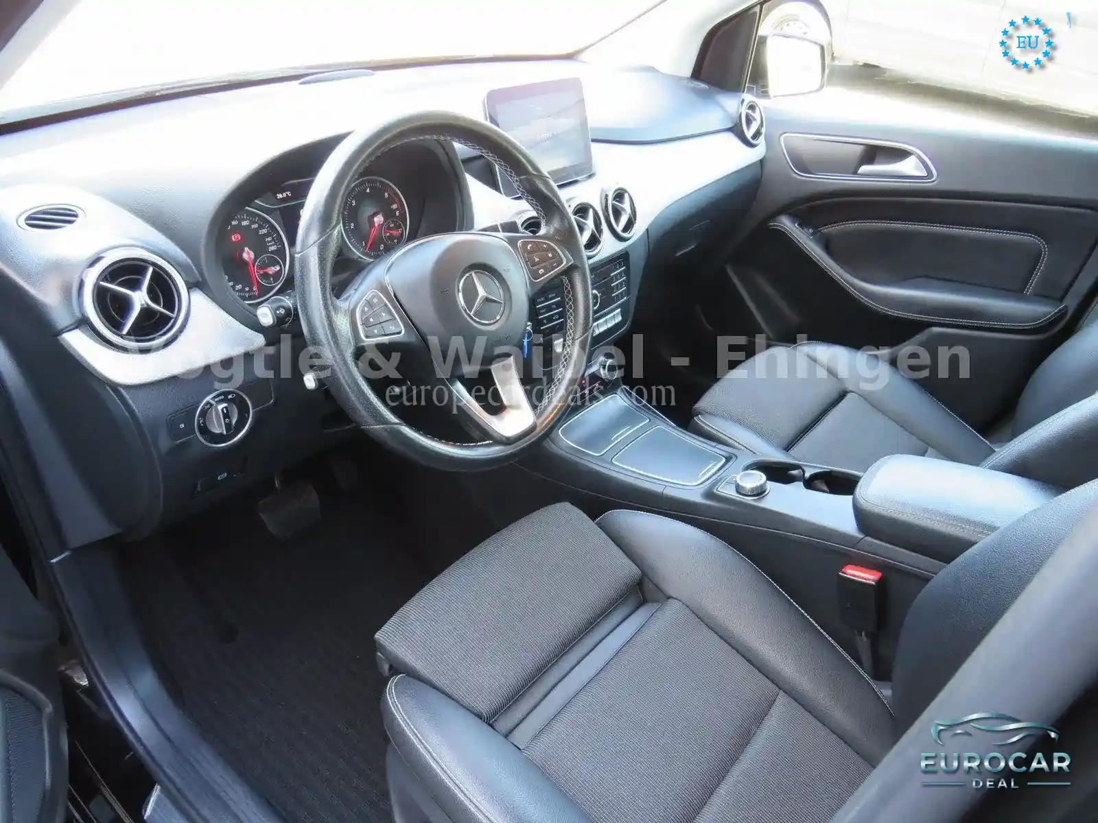 Mercedes-Benz B 200