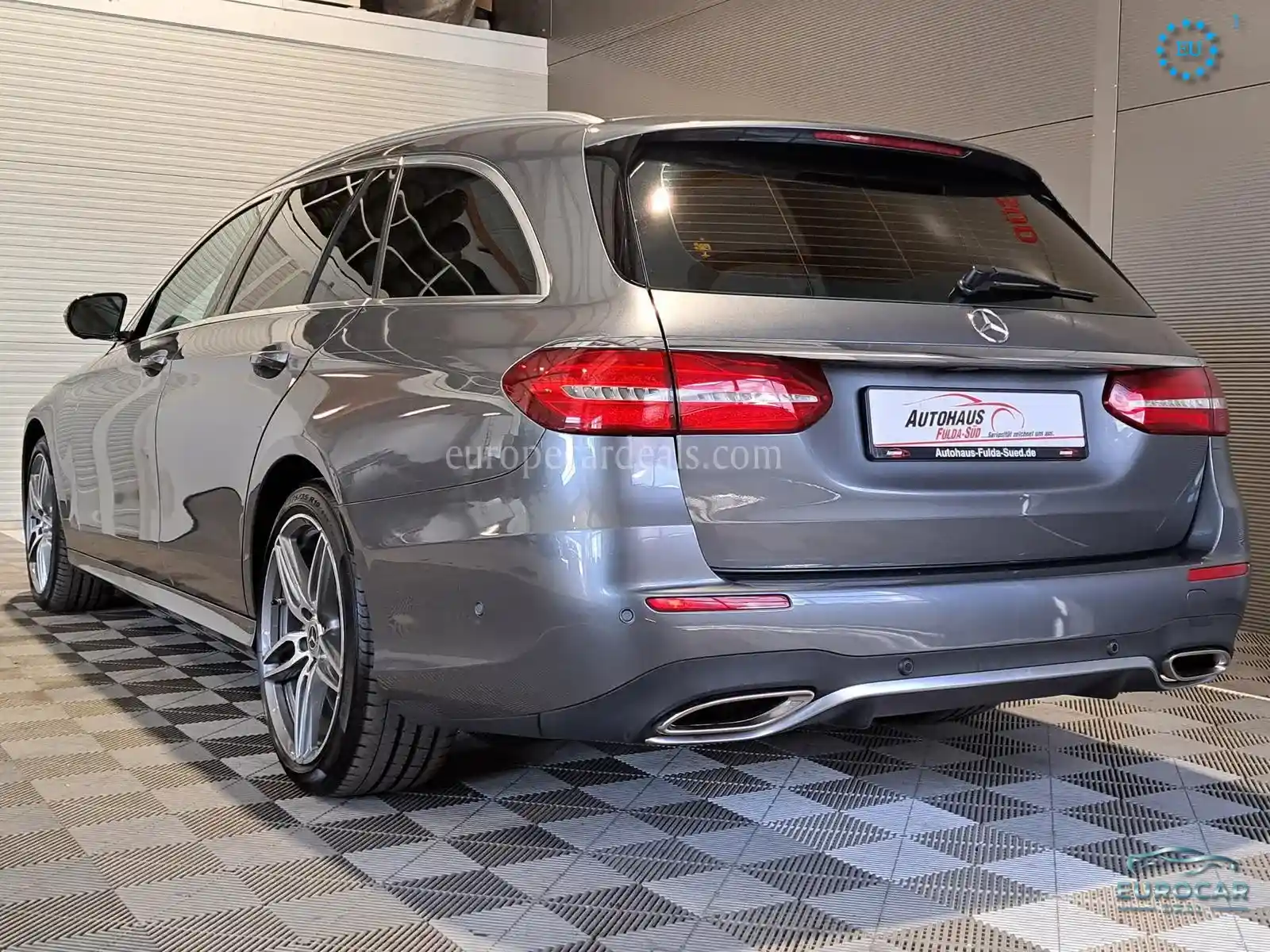 Mercedes-Benz E 400