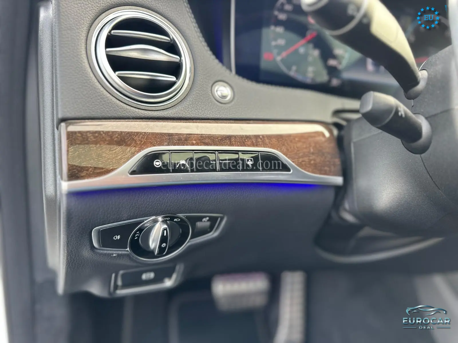 Mercedes-Benz S 560