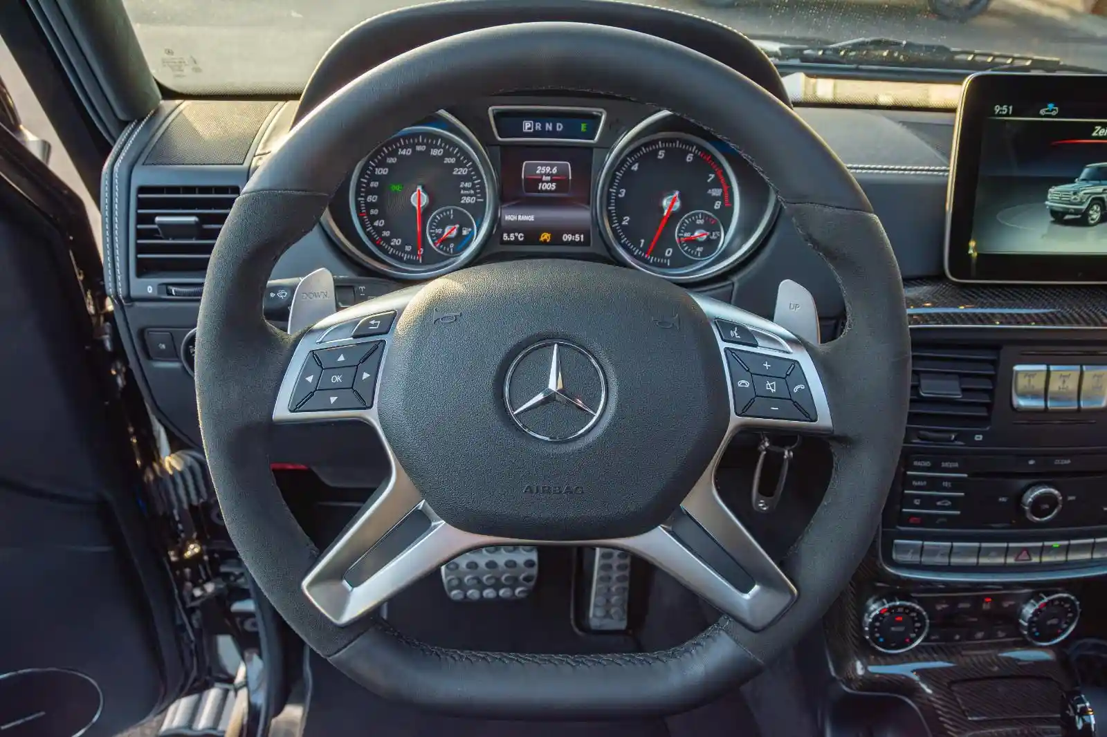 Mercedes-Benz G 500