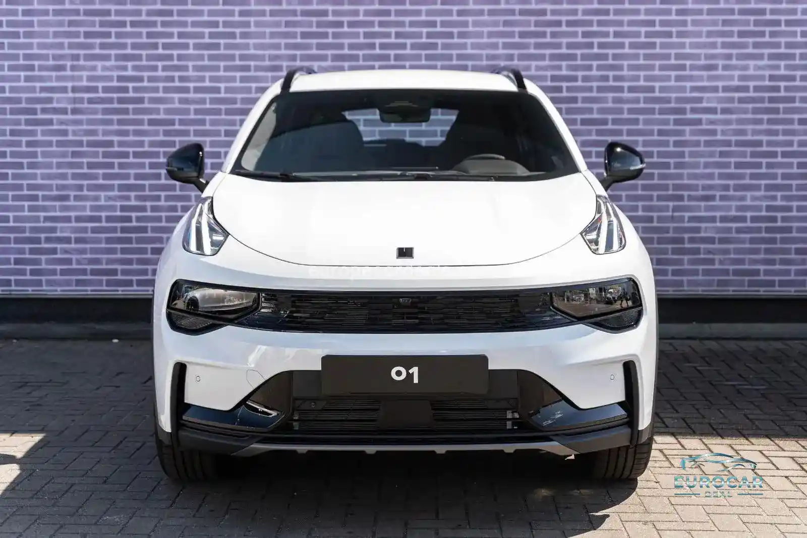 Lynk&Co 01