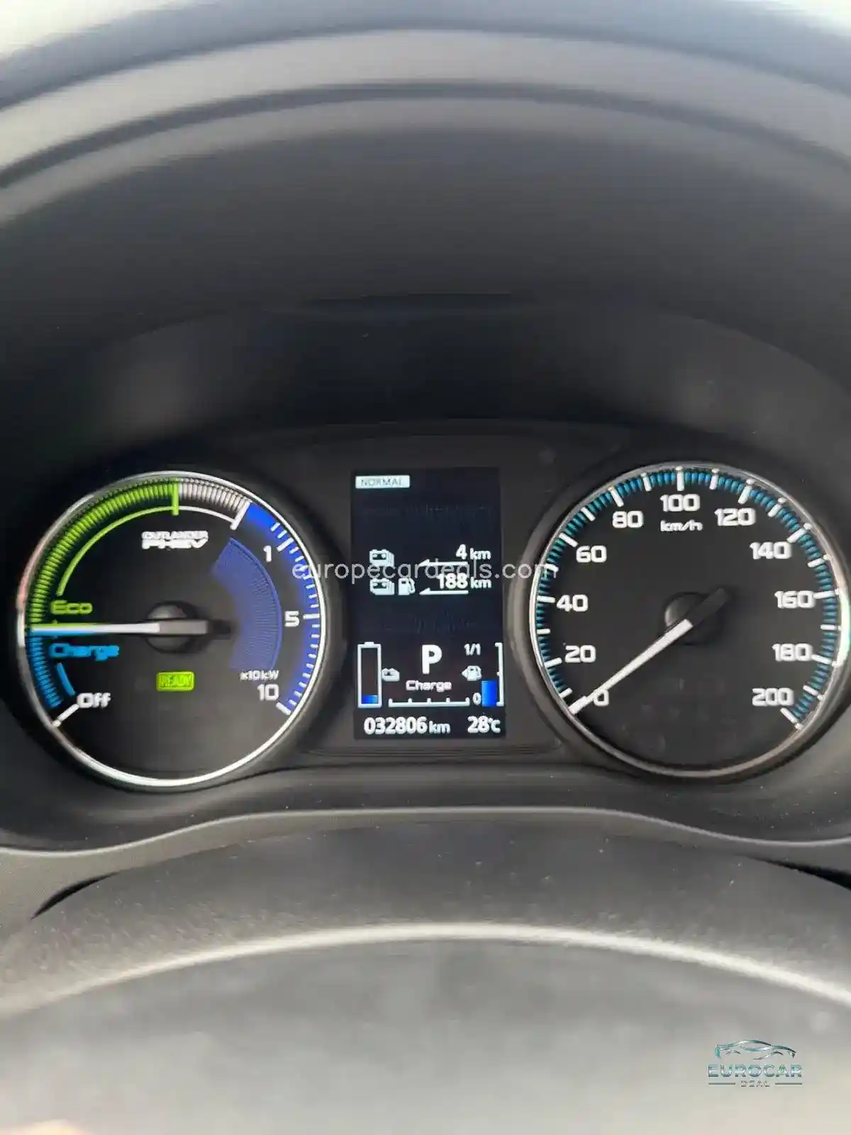 Mitsubishi Plug-in Hybrid Outlander