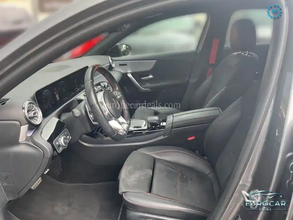 Mercedes-Benz A 35 AMG