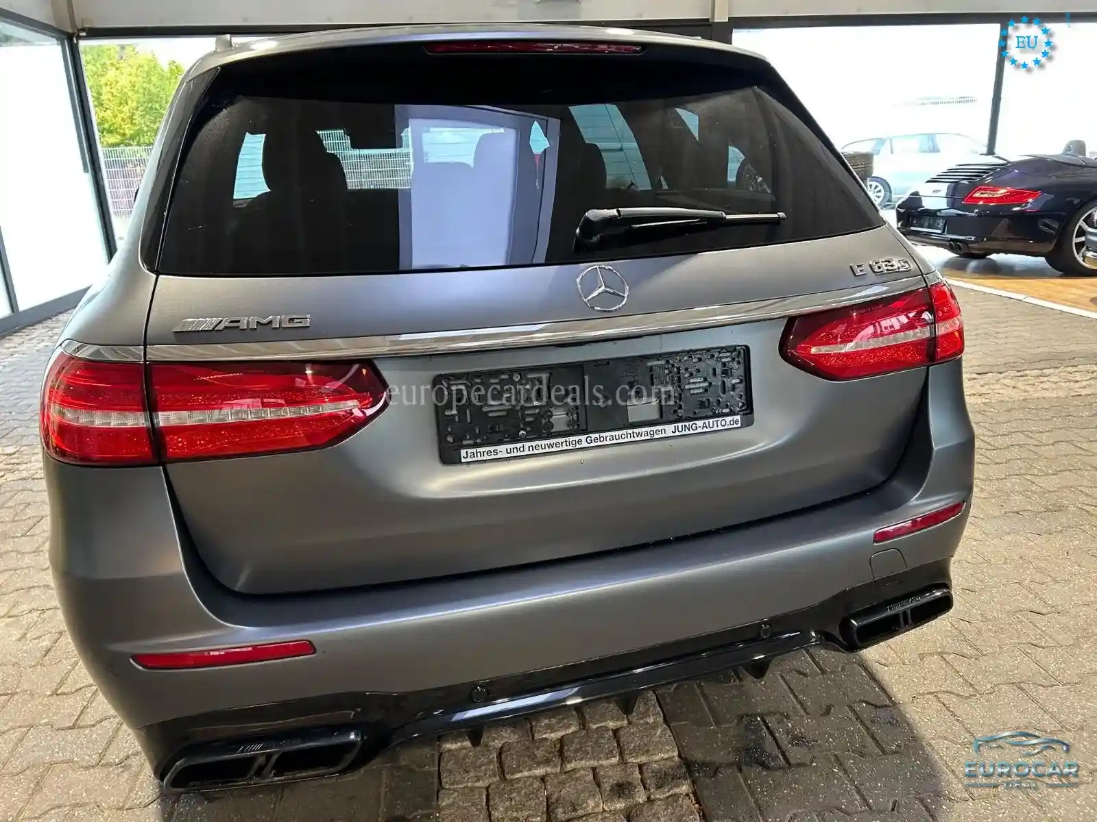 Mercedes-Benz E 63 AMG