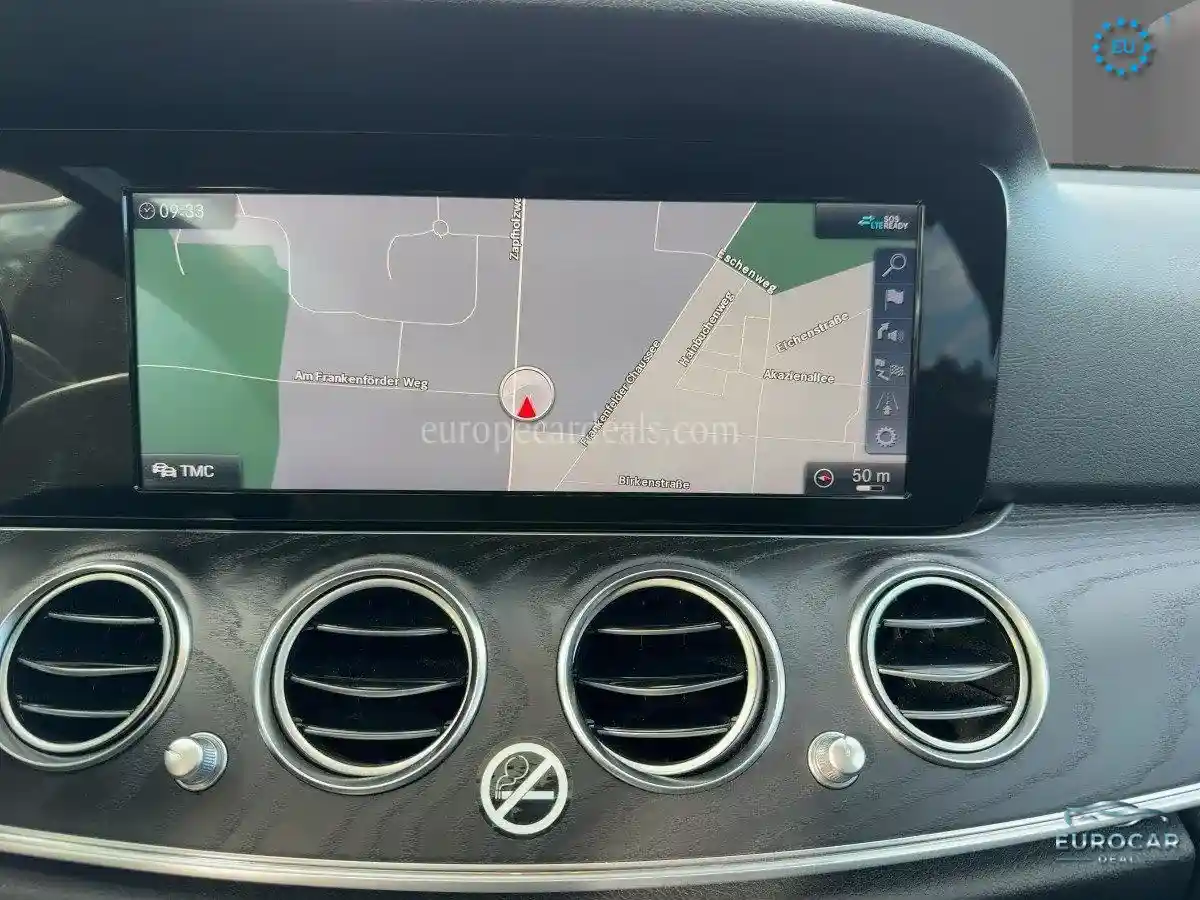 Mercedes-Benz E 220