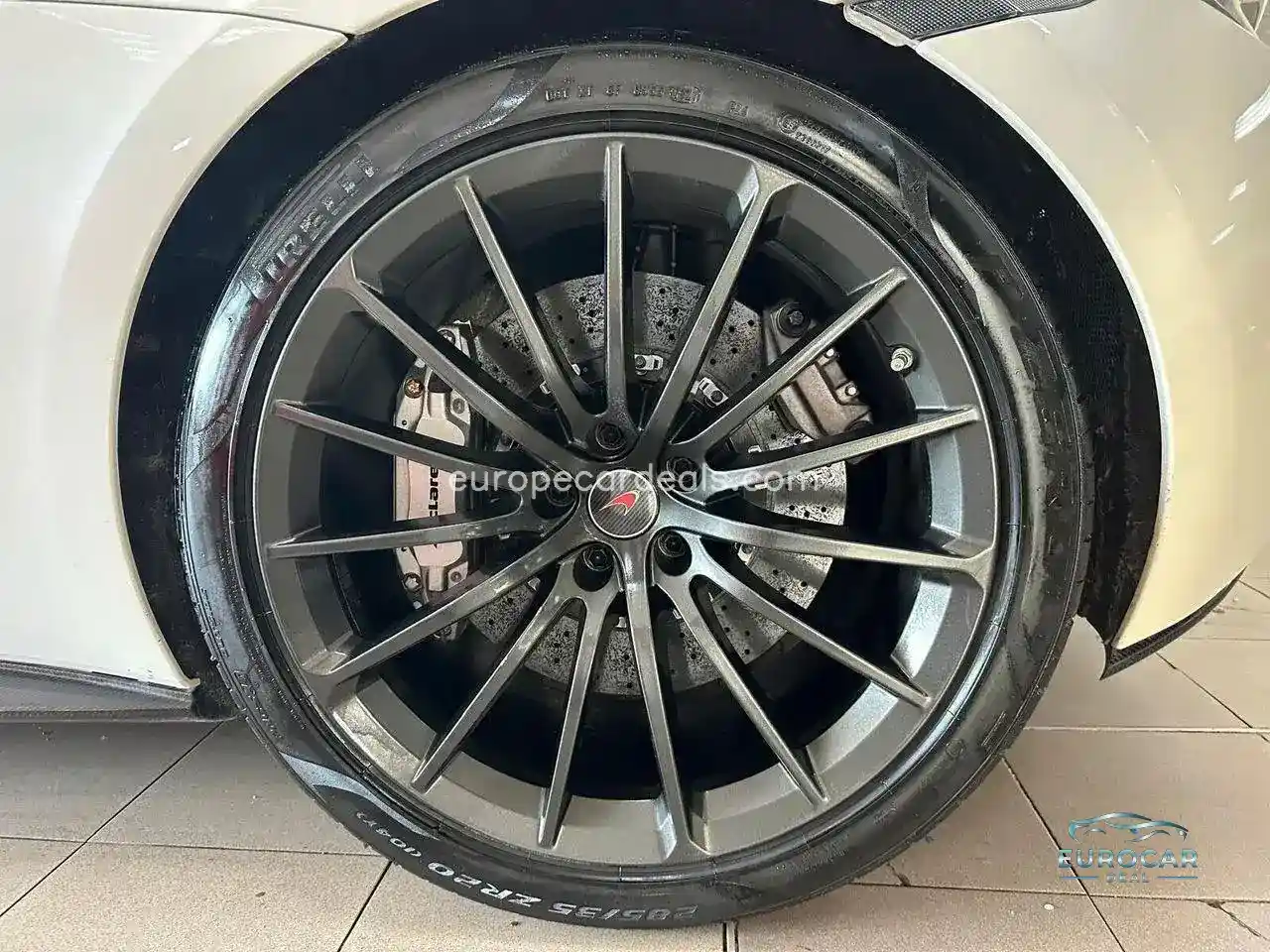 McLaren 570GT