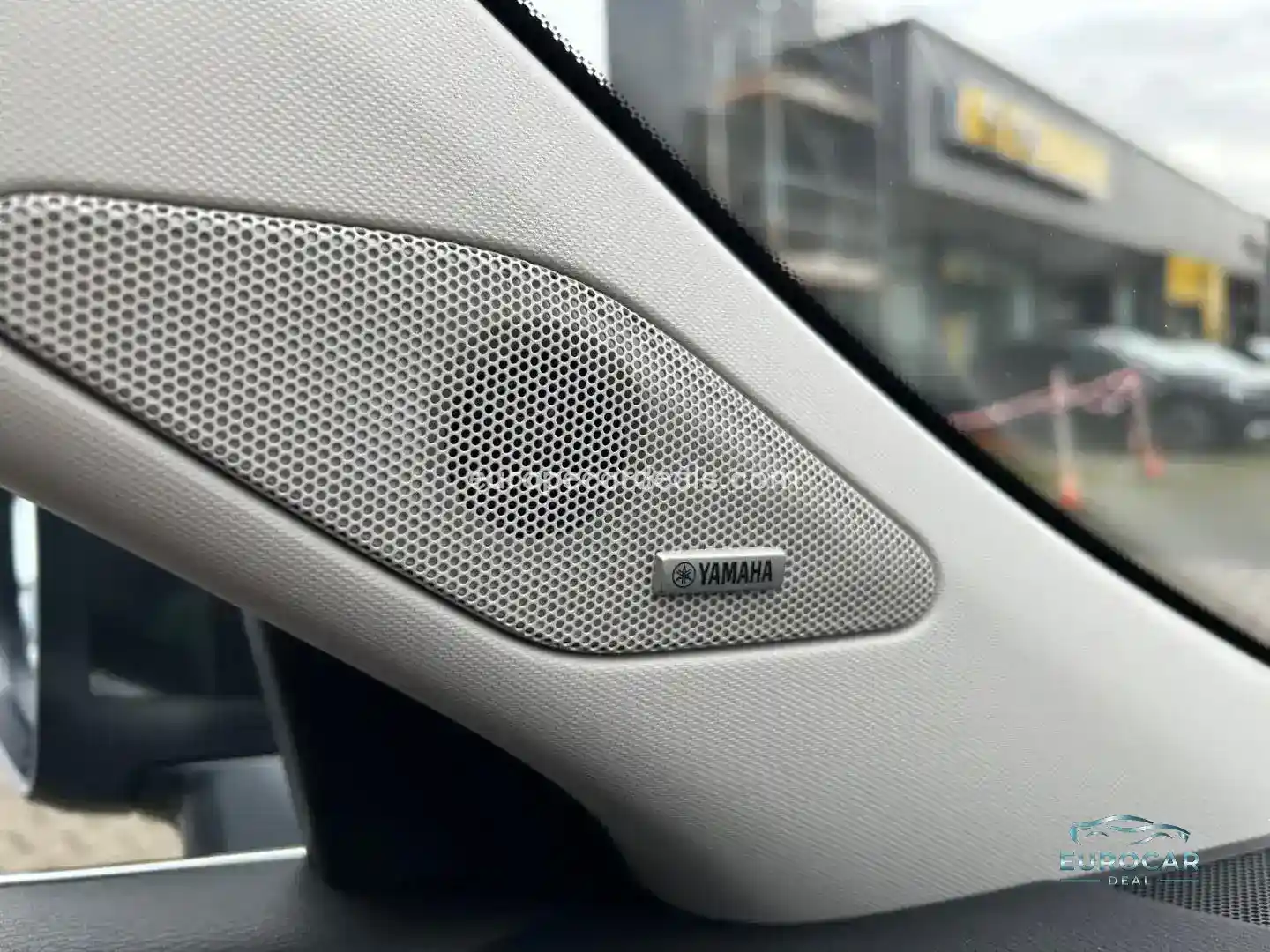 Mitsubishi Plug-in Hybrid Outlander